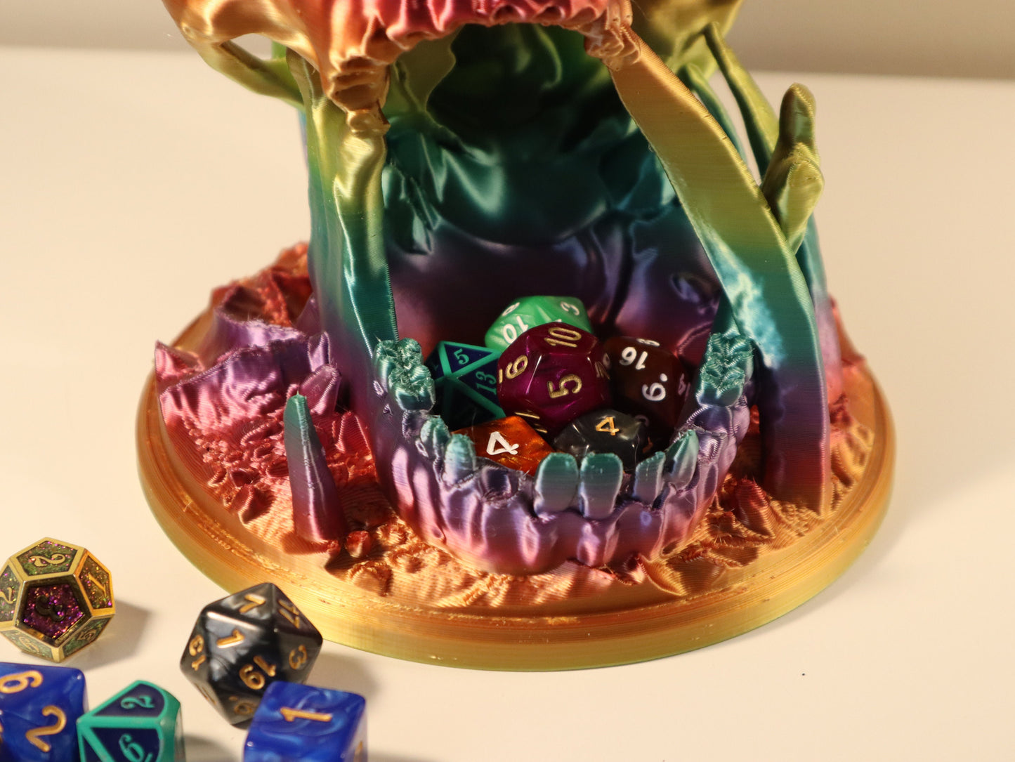Desert Kiss Skull Dice Tower, Tabletop Fantasy Role Play RPG Gaming Cosplay Props - Dungeons and Dragons DnD D&D